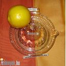 Üveg citromfacsaró 14 cm átmérővel
