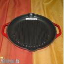 Alacsony oldalú kerek kétfülű sütőedény 26 cm átmérővel, 2.90 cm magas, fülekkel 31 cm hosszú.